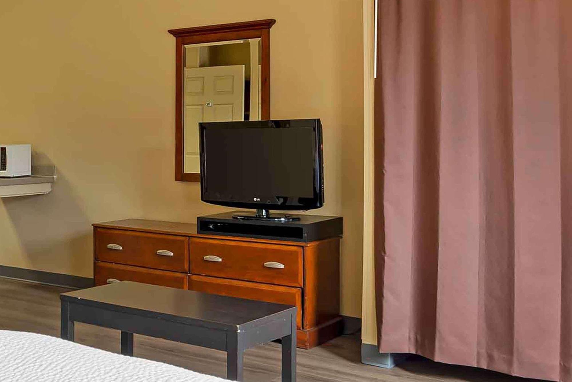 Extended America Select - Houston - Hotel