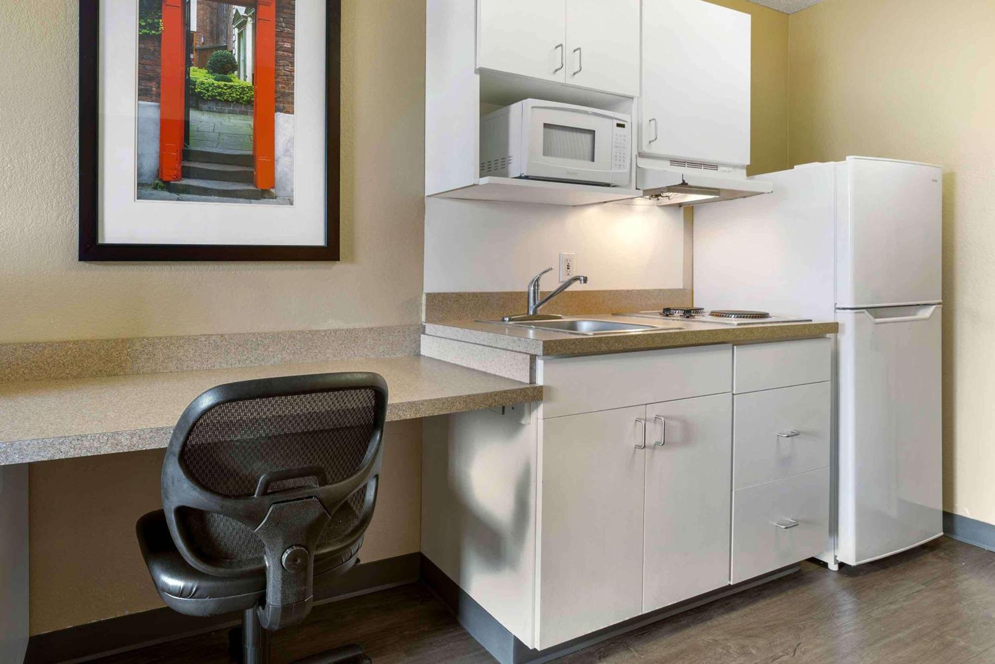 Extended America Select - Houston - Hotel 2*